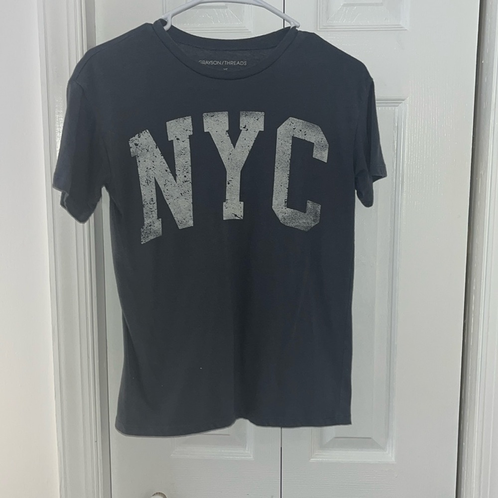 cute NYC shirt from target women’s size extra small fits large or medium